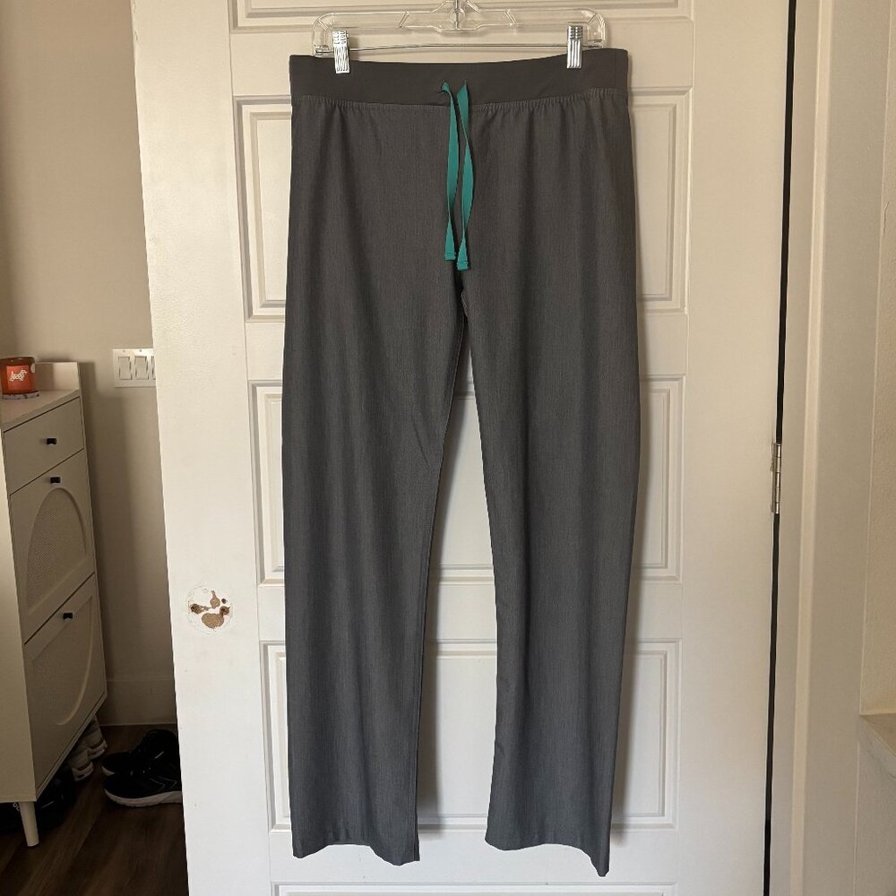 FIGS Livingston Scrub Pants, Graphite, Size M Regular